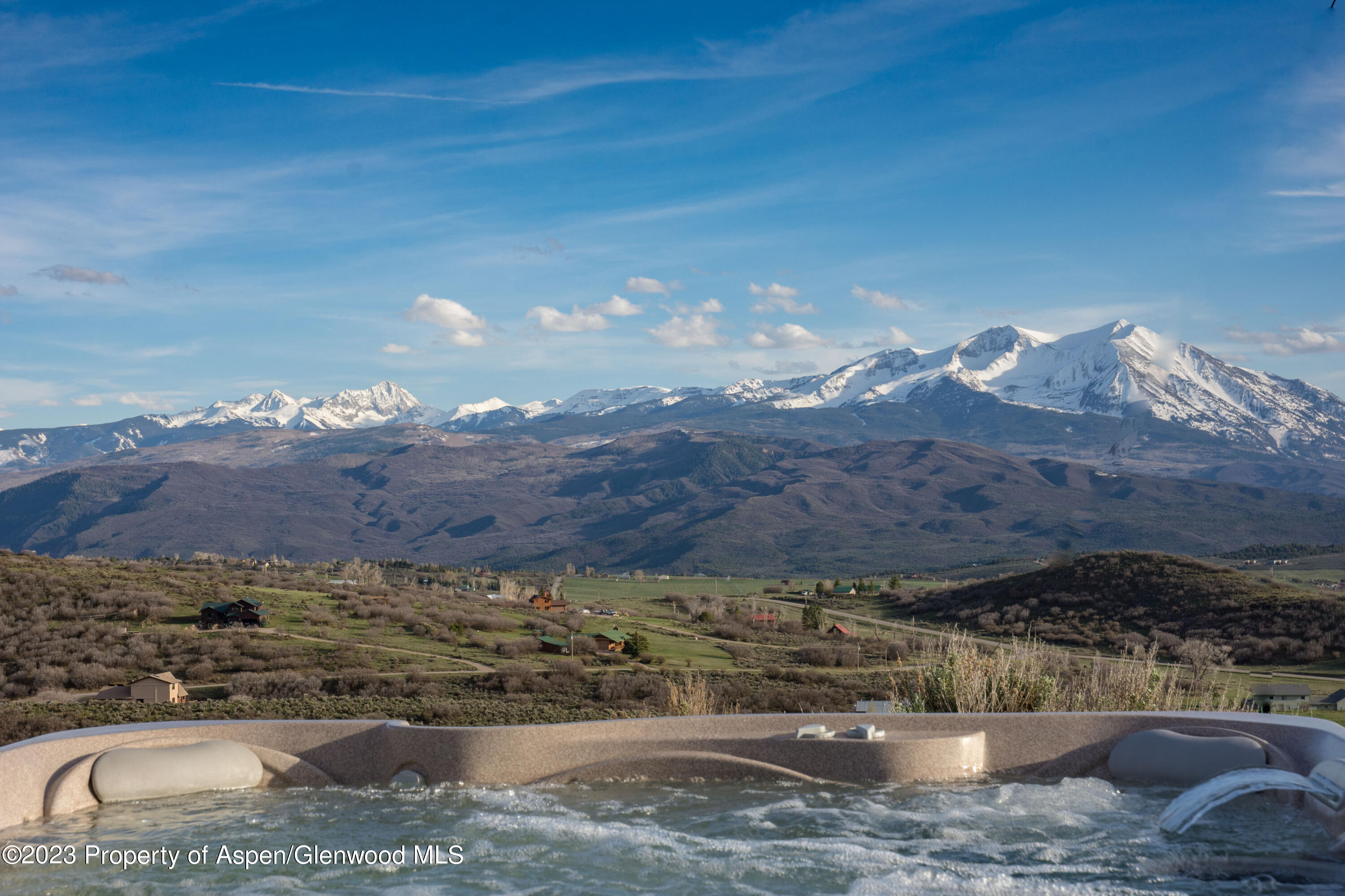 712 Buck Point Road Property Photo 2