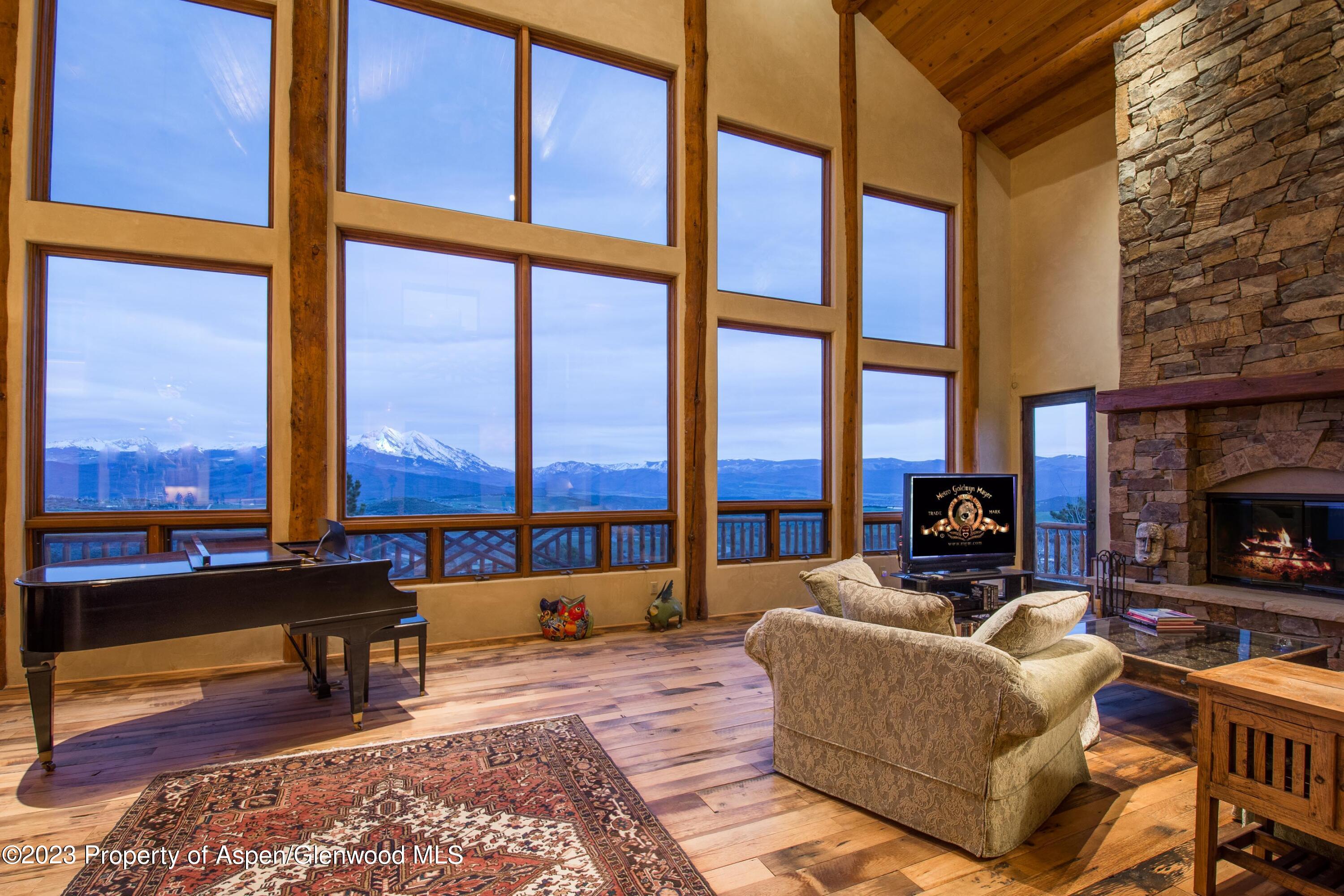 712 Buck Point Road Property Photo 3