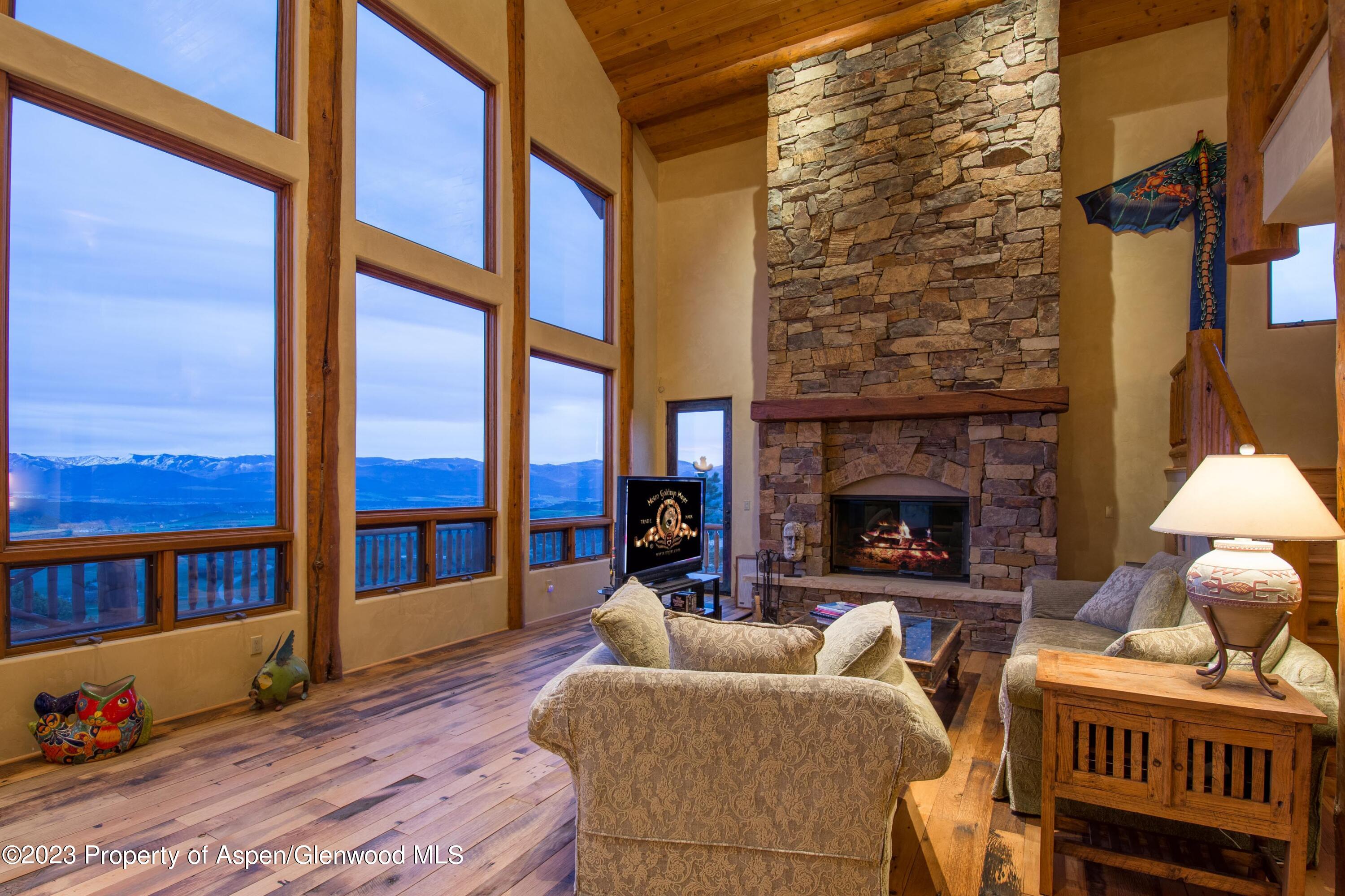 712 Buck Point Road Property Photo 6