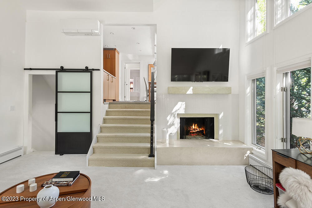 900 E Durant Street, 116 Property Photo 3