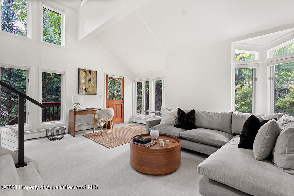 900 E Durant Street, 116 Property Photo 4