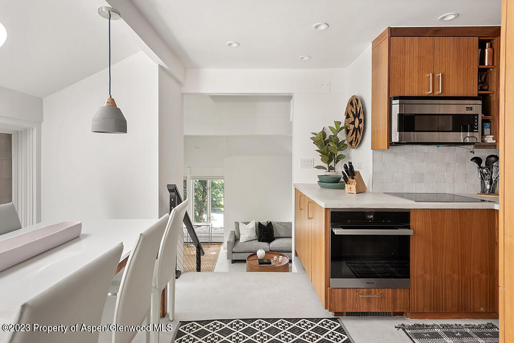 900 E Durant Street, 116 Property Photo 7