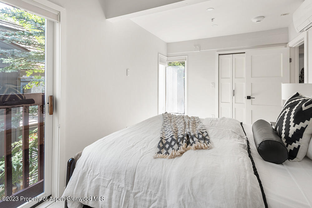 900 E Durant Street, 116 Property Photo 13