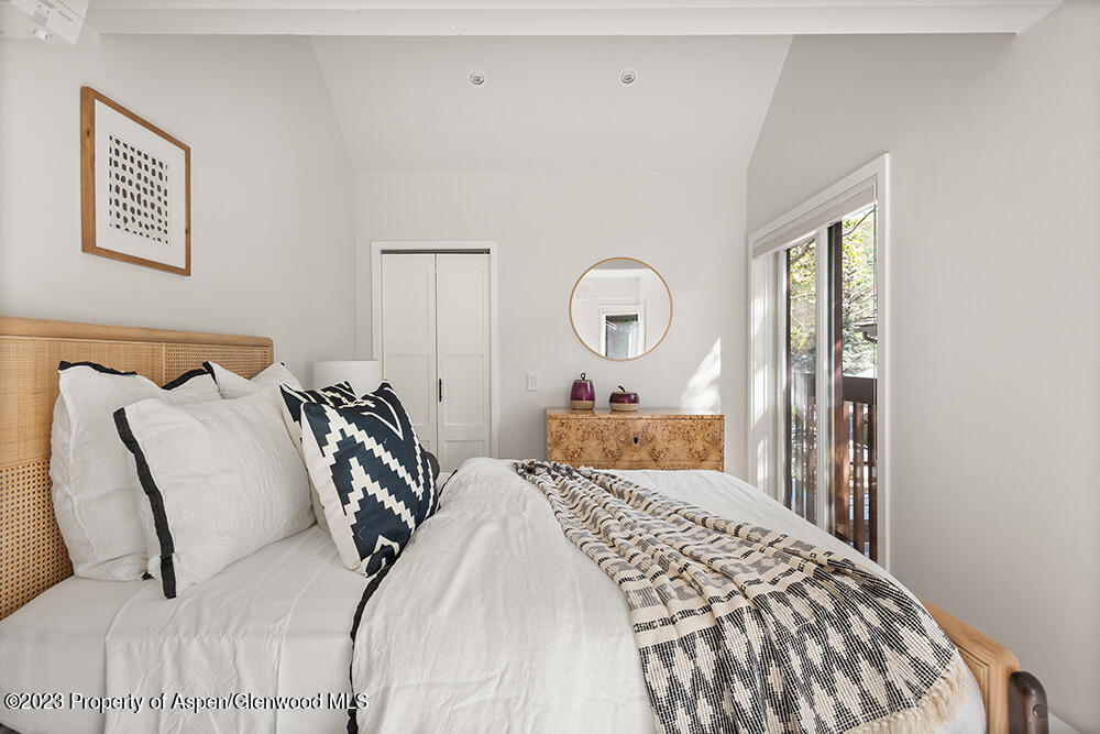 900 E Durant Street, 116 Property Photo 14