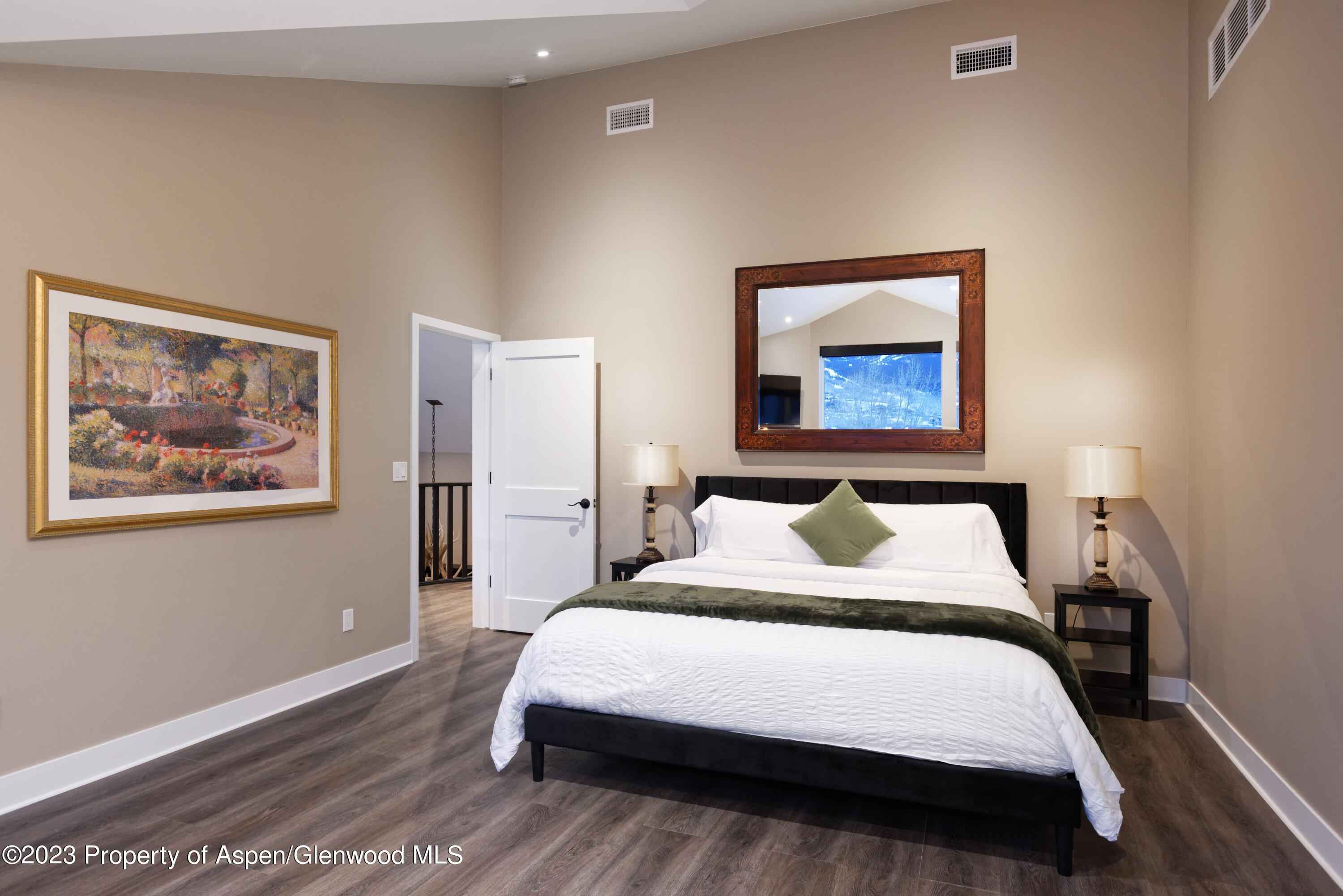 888 Horse Ranch Drive Property Photo 12