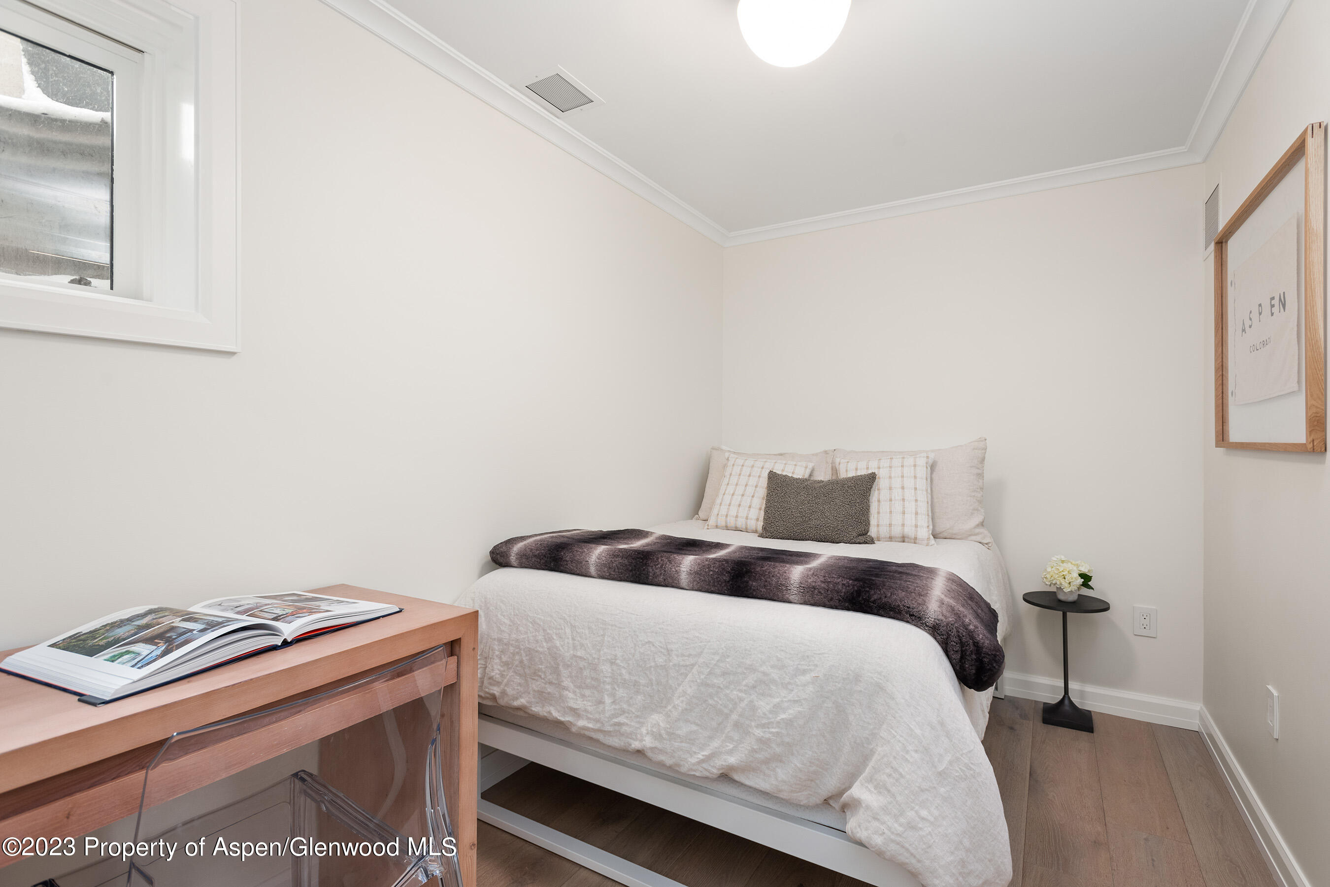 814 W Bleeker Street, C4 Property Photo 19