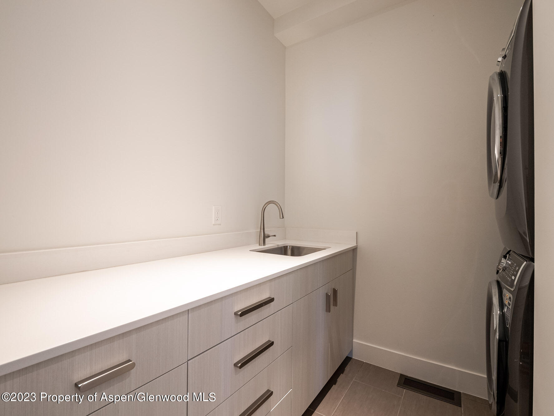 22858 Two Rivers Road Property Photo 19