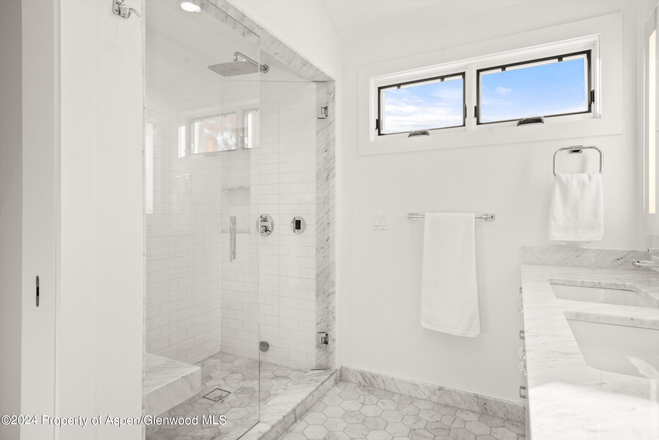 449 Mountain Laurel Drive, #4 Property Photo 18