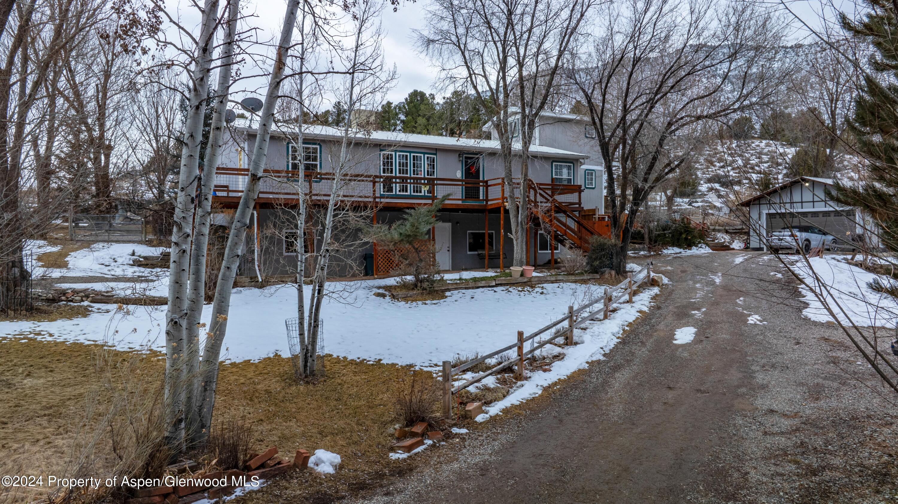 7 Navajo Street Property Photo