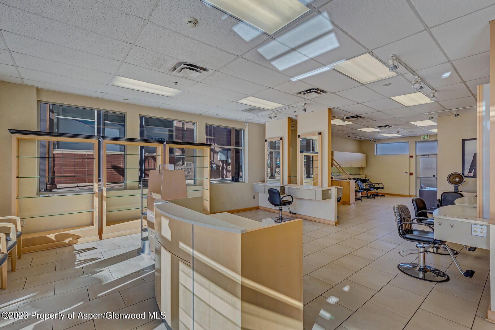 35 Market Street, 10-e Property Photo 1