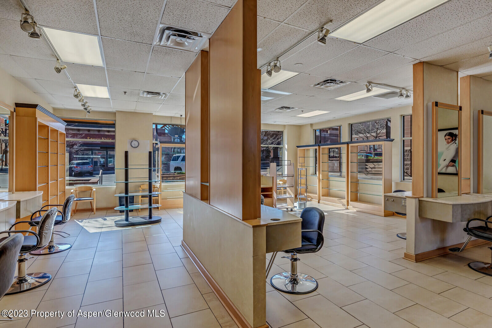 35 Market Street, 10-e Property Photo 7