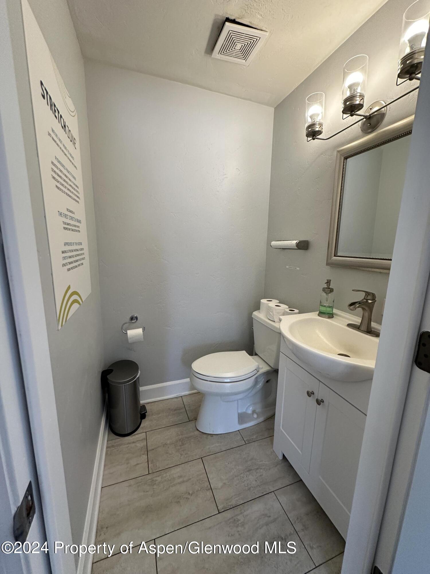 601 E Hopkins Avenue, 2-b1 Property Photo 6