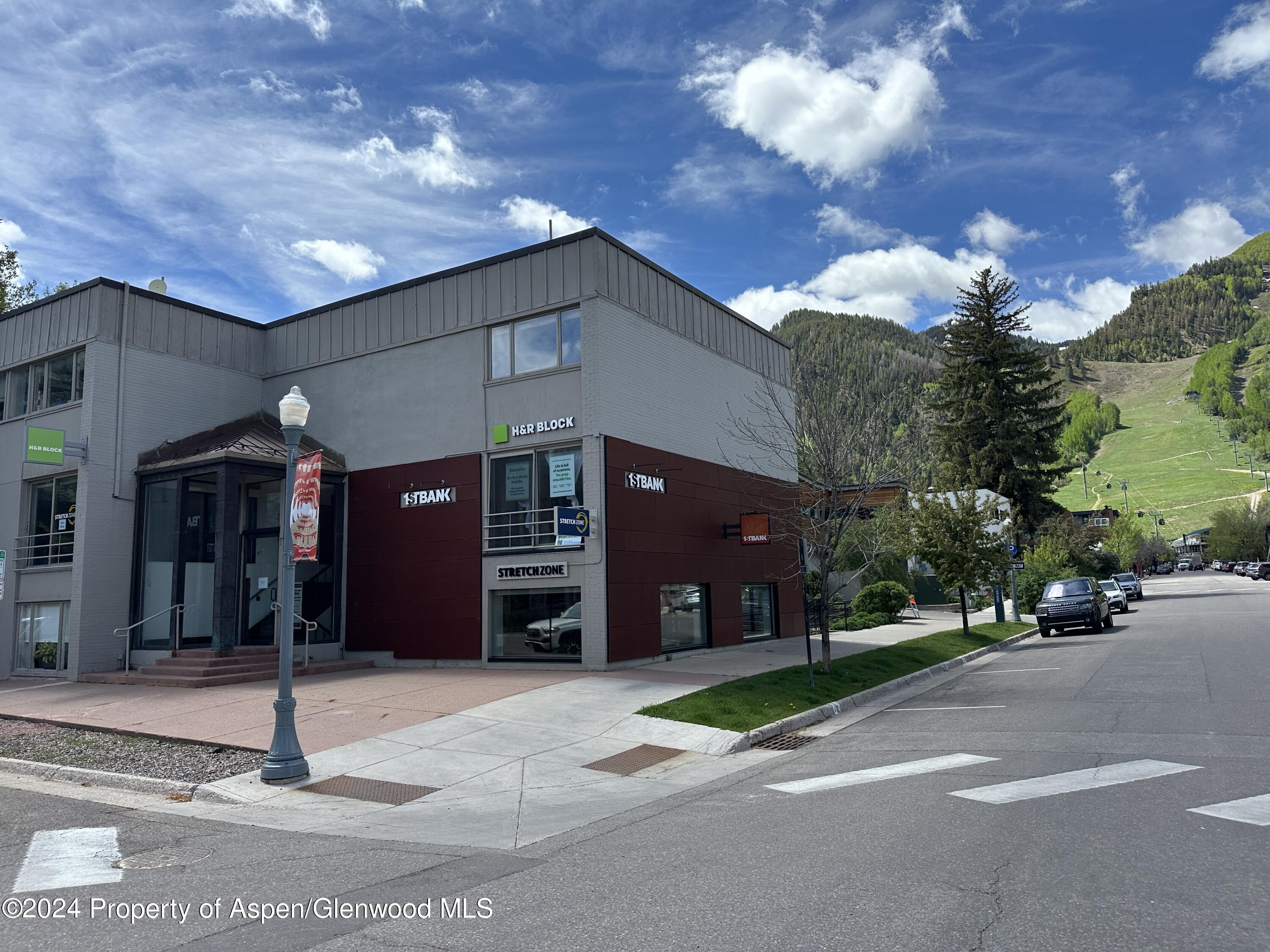 601 E Hopkins Avenue, 2-b1 Property Photo 13