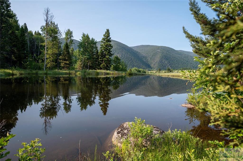 40 Cataract Property Photo