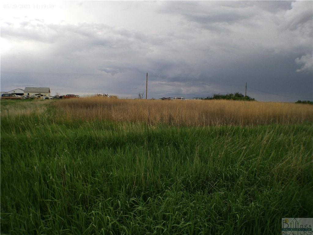 307 2nd Street Property Photo