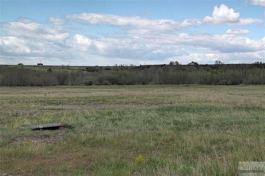302 S Railway Property Photo 13