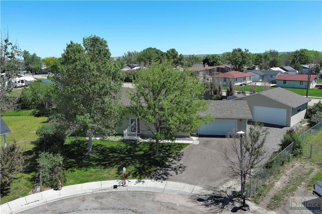 903 Agate Court Property Photo 2
