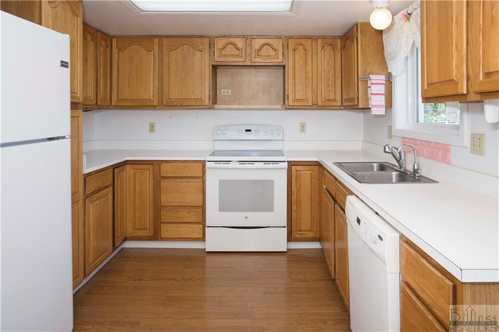 903 Agate Court Property Photo 10