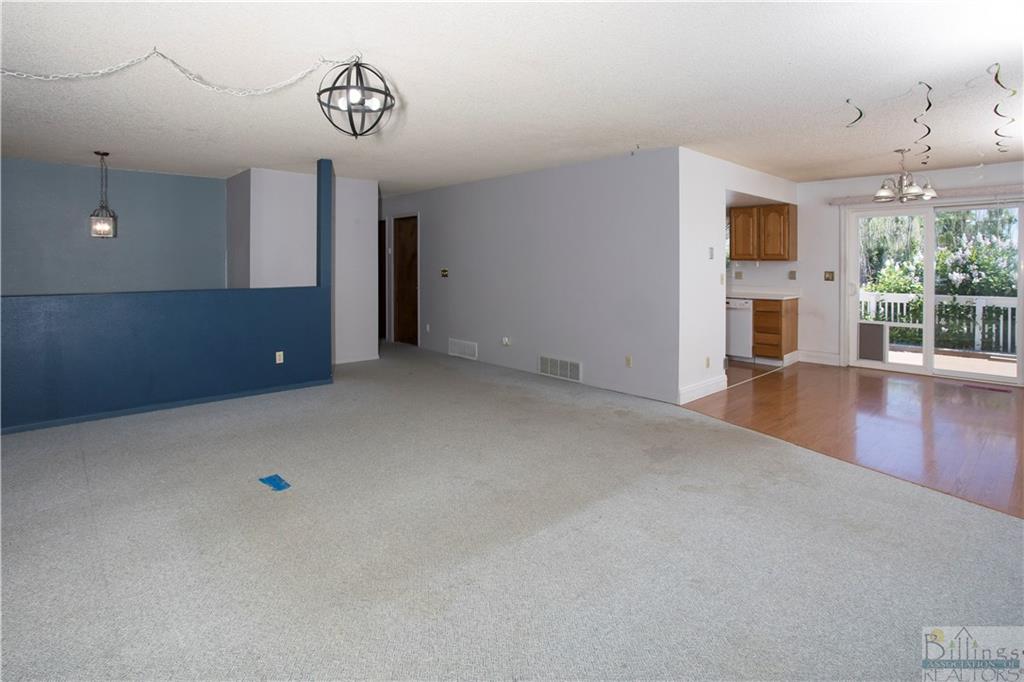 903 Agate Court Property Photo 14