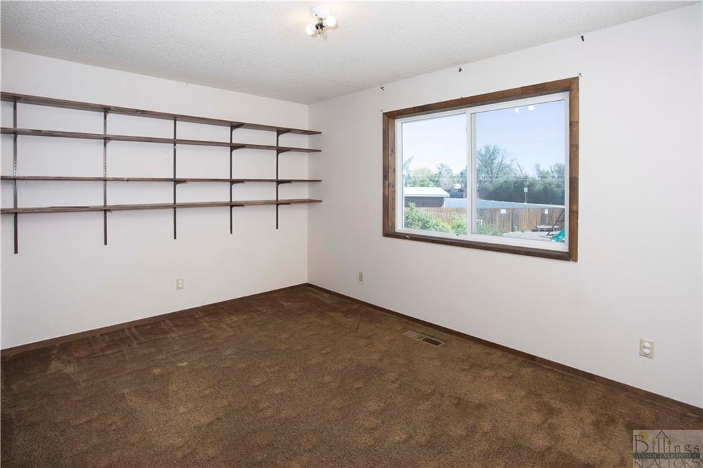 903 Agate Court Property Photo 17
