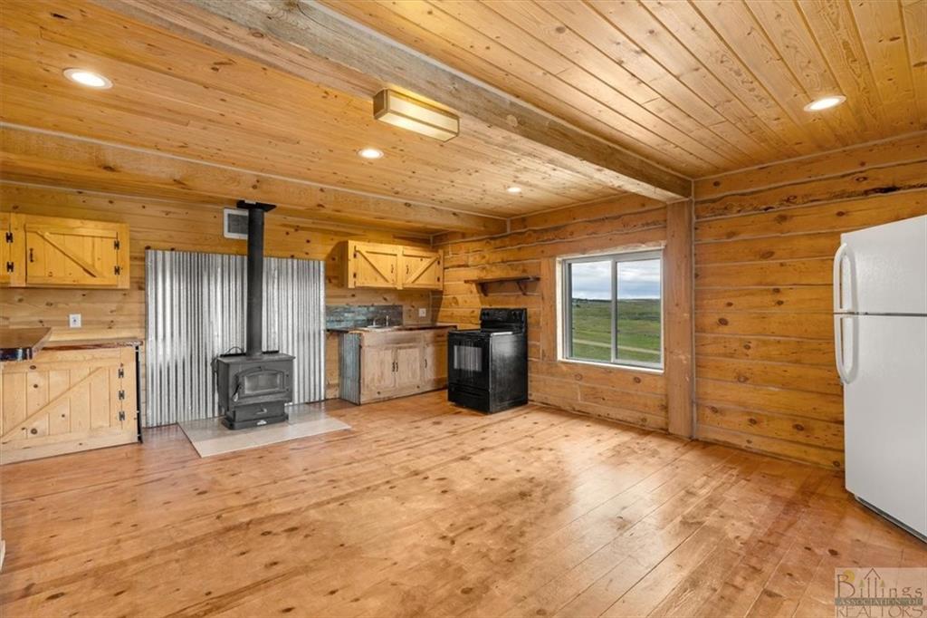 5 Sunshine Trail Property Photo 11