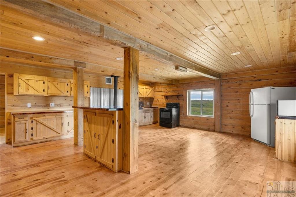 5 Sunshine Trail Property Photo 12