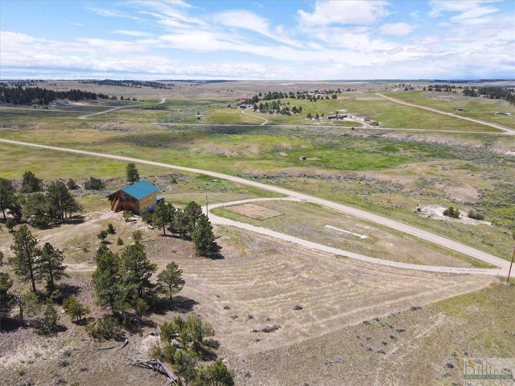 5 Sunshine Trail Property Photo 33