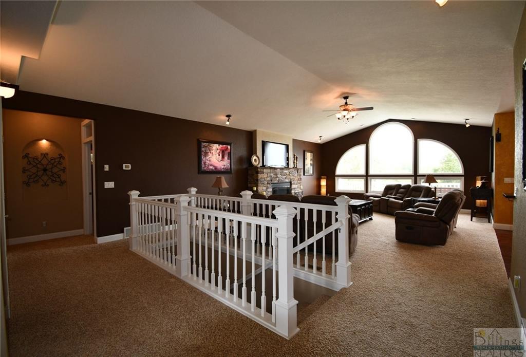 406 Country Club Road Property Photo 11