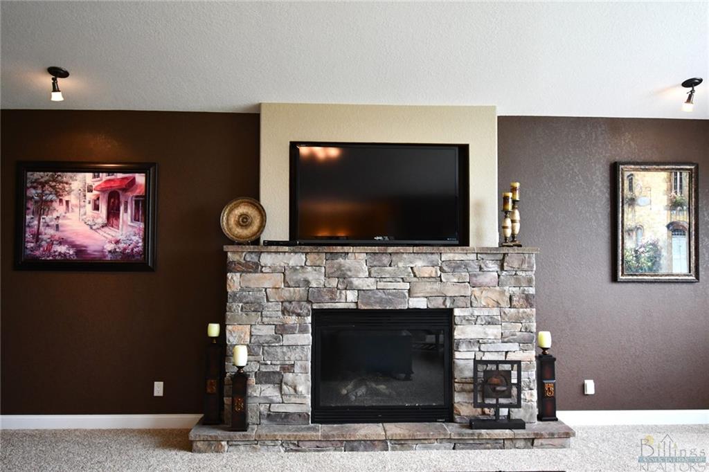 406 Country Club Road Property Photo 13