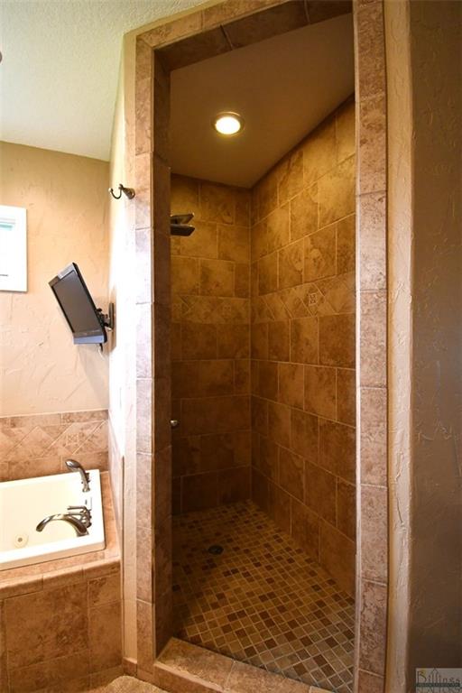 406 Country Club Road Property Photo 18