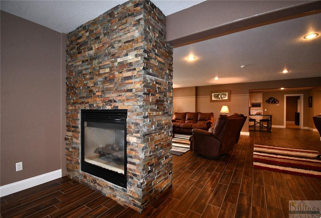 406 Country Club Road Property Photo 24