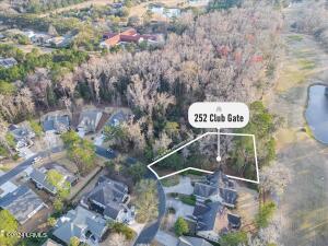 252 Club Gate Property Photo