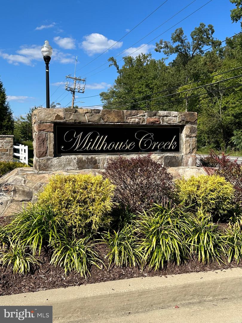 714 Millhouse Dr Property Photo 1
