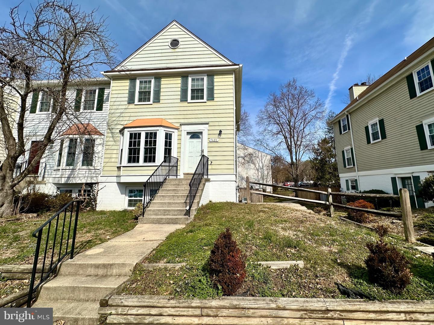 1456 Chatham Ct Property Photo 1