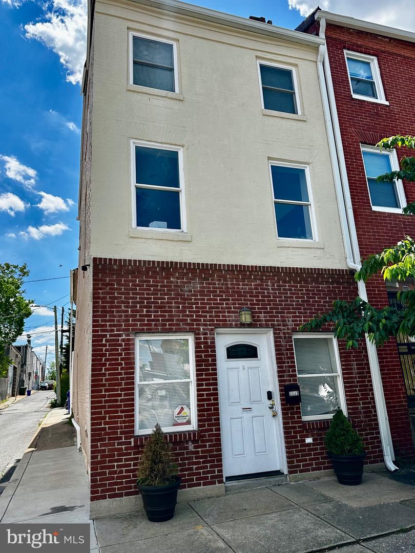 2223 E Fayette St Property Photo 1
