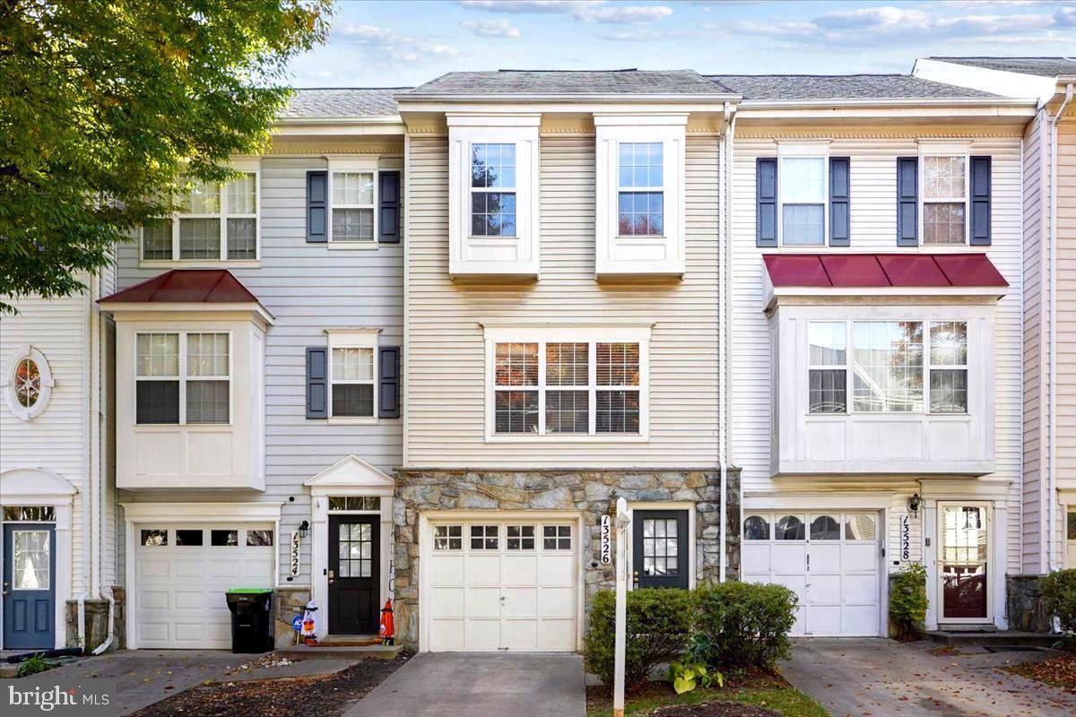 13526 Hamlet Square Ct Property Photo 1