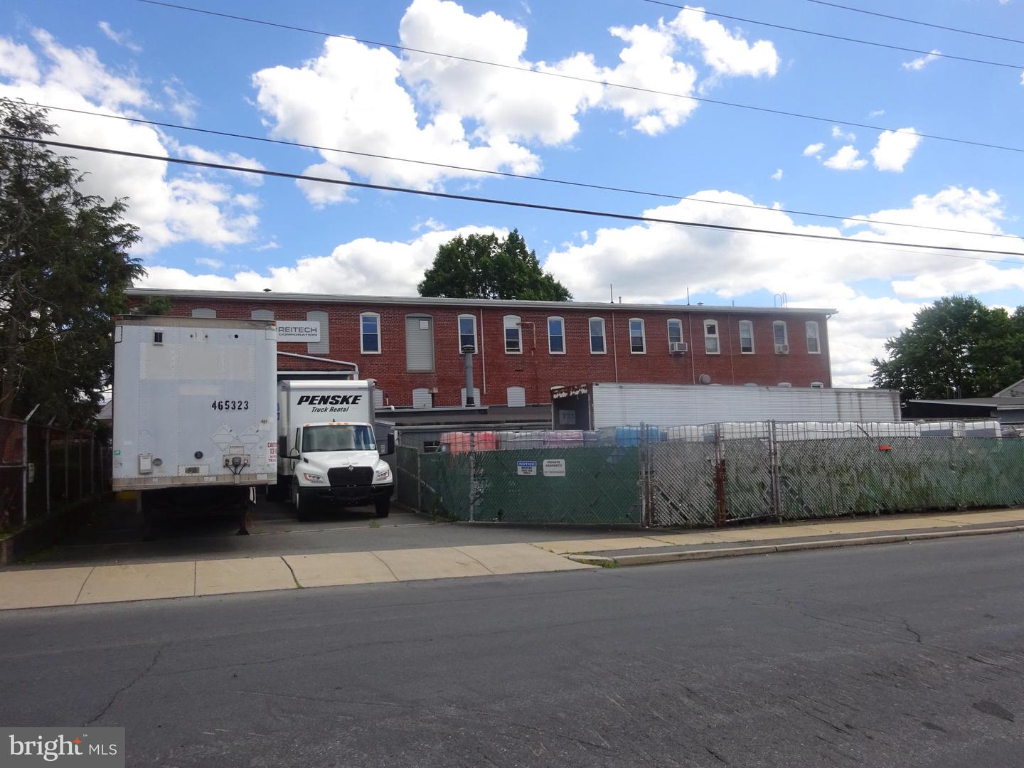 3146 Marion St Property Photo 55