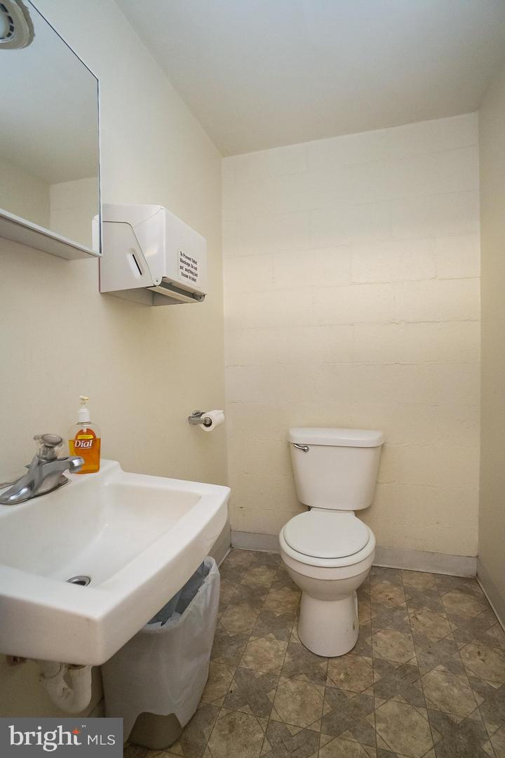266 Delaware Ave Property Photo 15