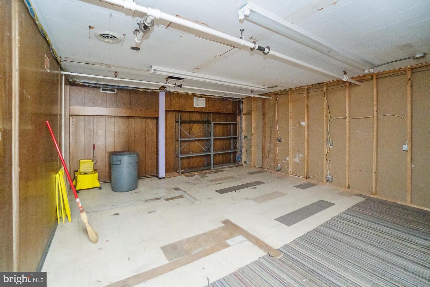 270 Delaware Ave Property Photo 14