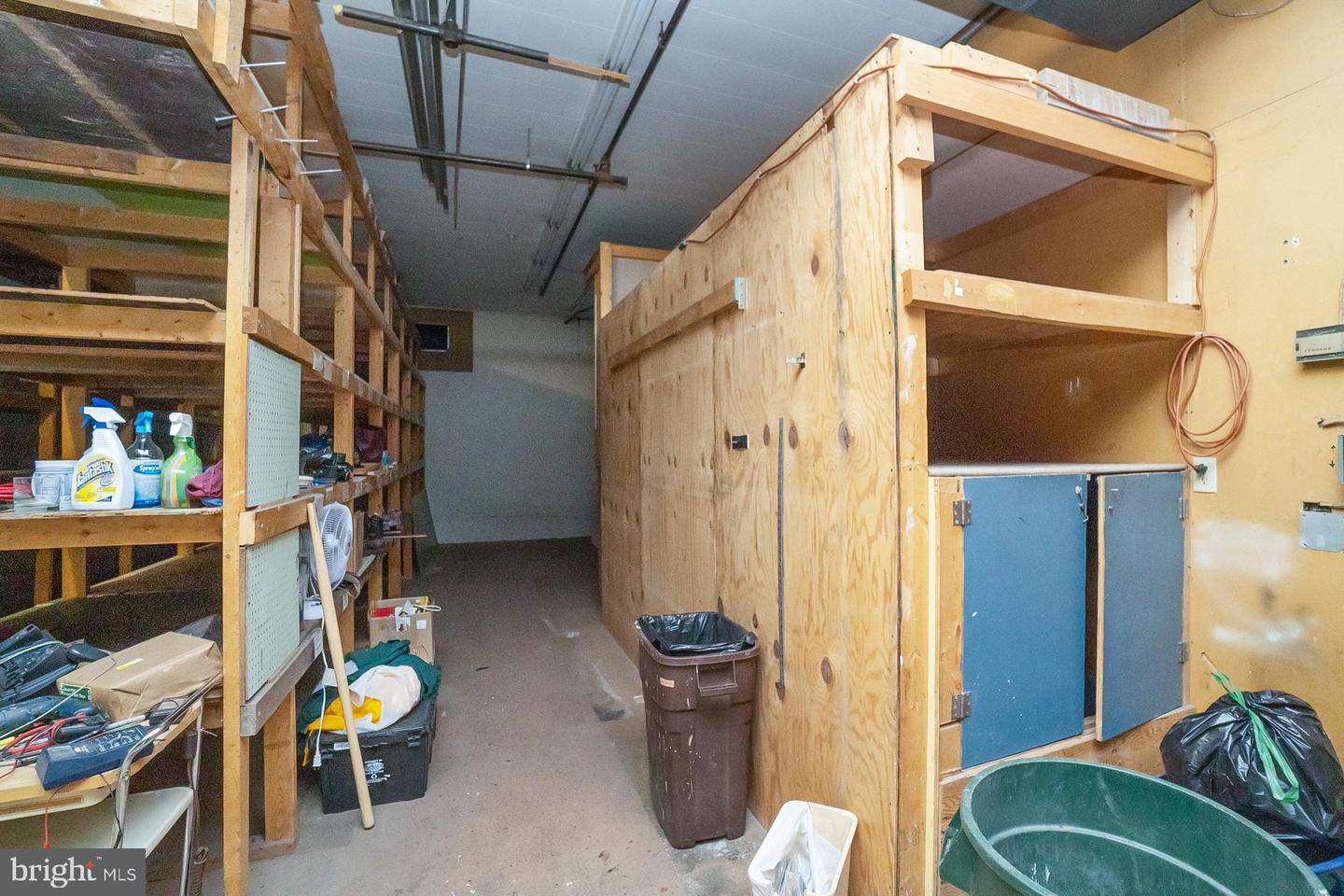 270 Delaware Ave Property Photo 19