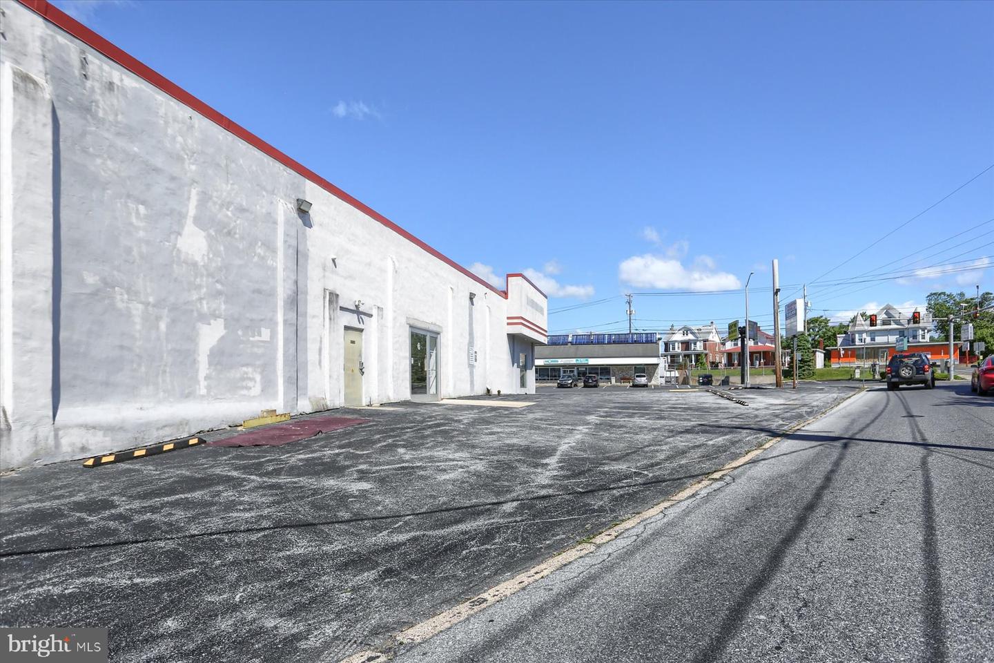 2921 Walnut St Property Photo 11