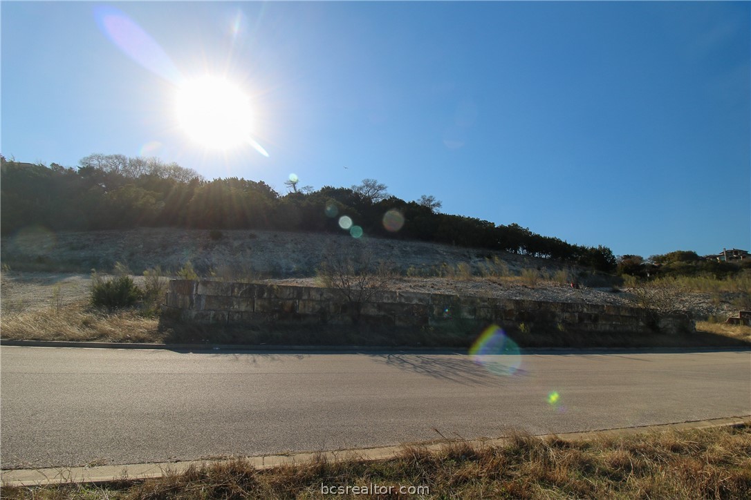 3517 Shoreline Property Photo 2