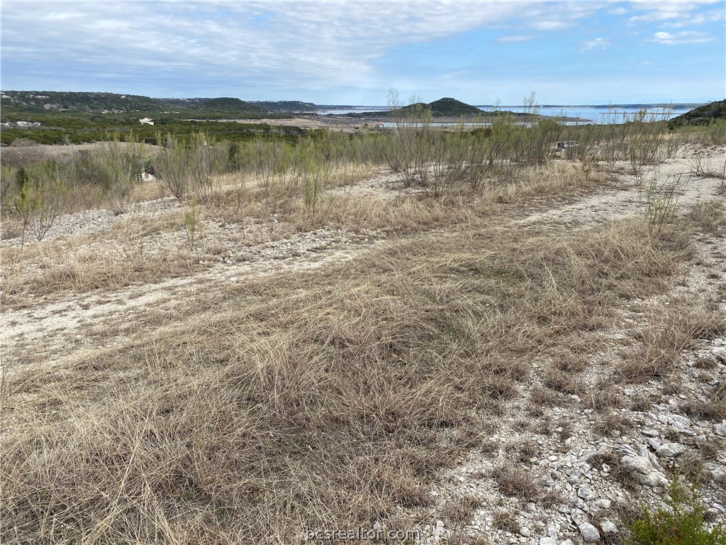 3517 Shoreline Property Photo 7