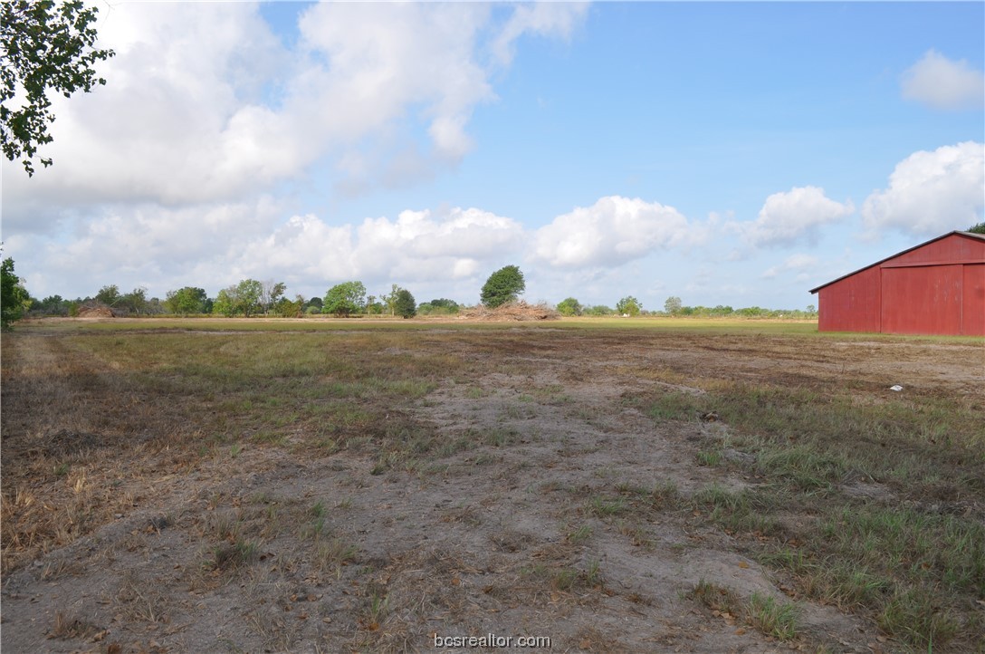 1713 Woody Lane Property Photo 14