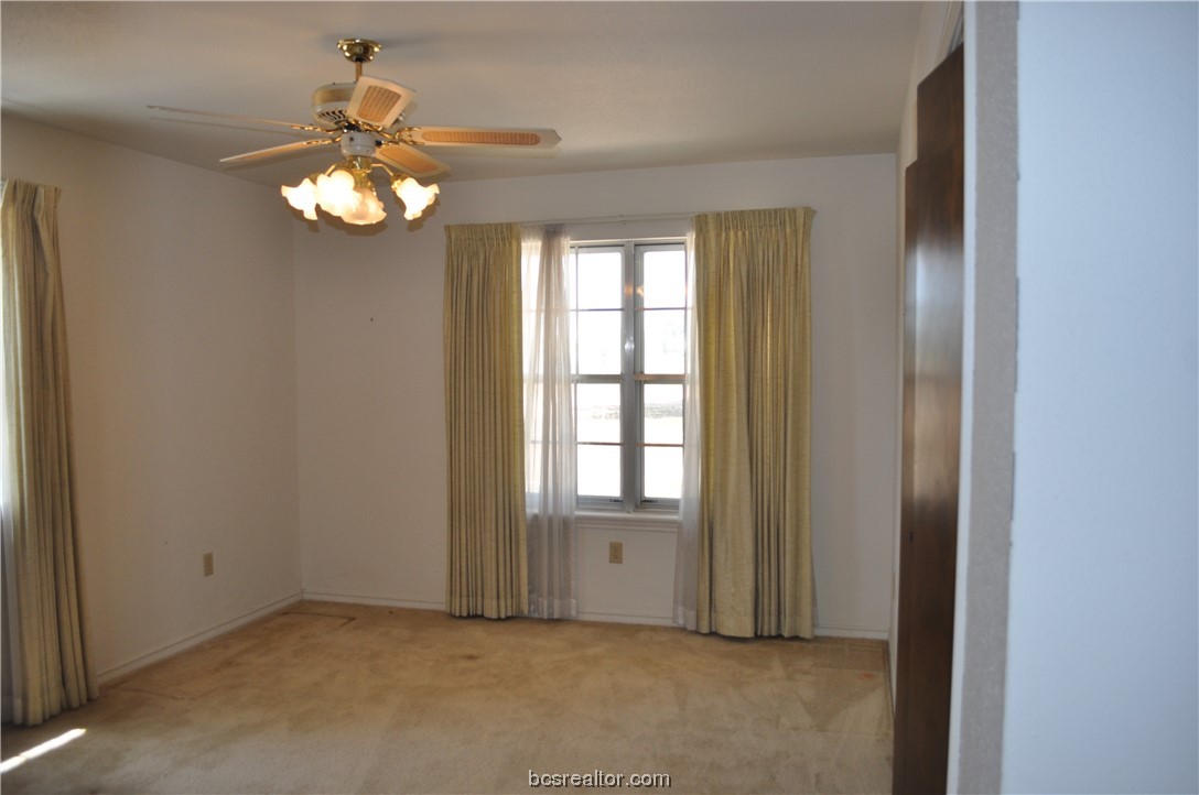 1713 Woody Lane Property Photo 34