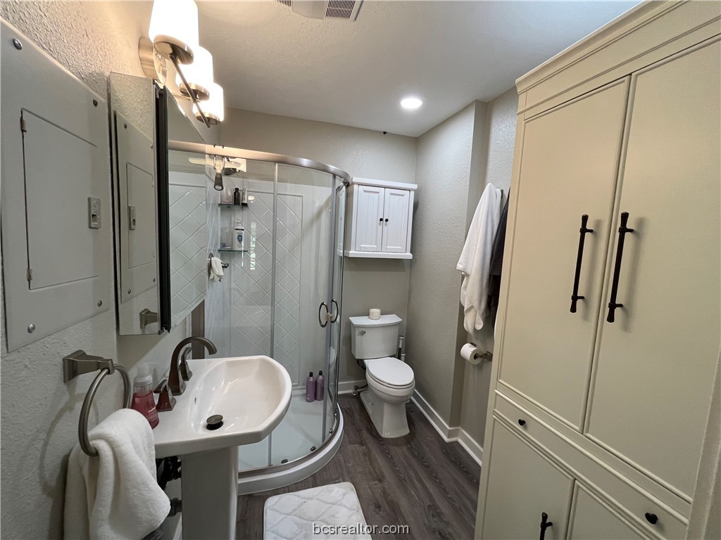 2401 Brazos River Lane Property Photo 16