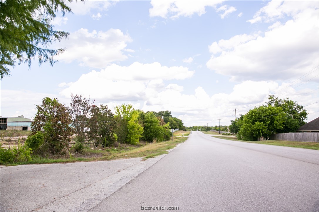 1900 South Blue Bell Road Property Photo