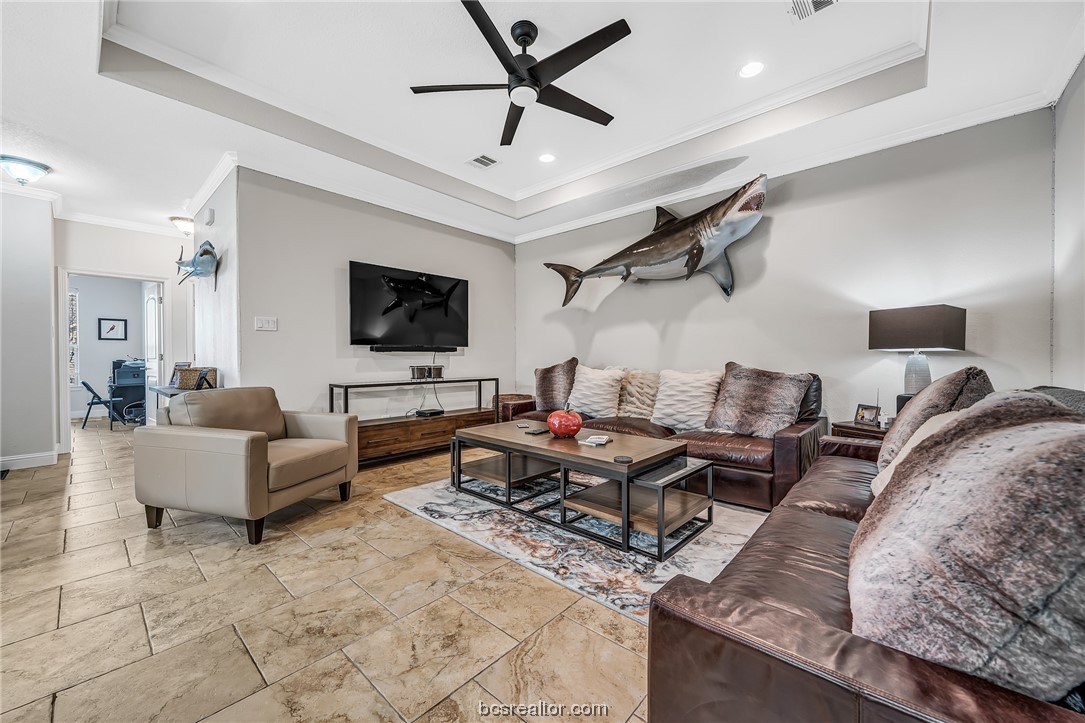 3802 Estes Park Property Photo 5