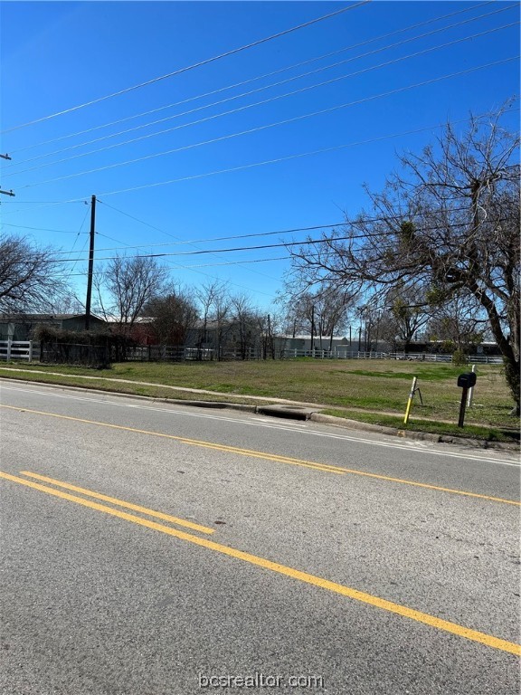 1600 Finfeather Road Property Photo 1