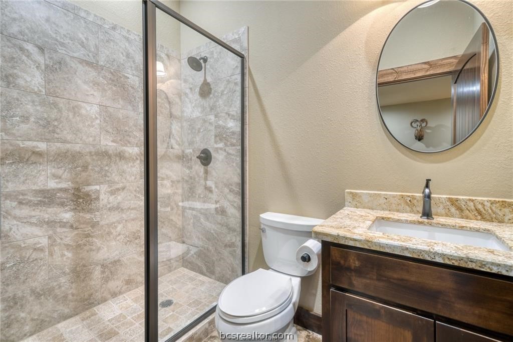 3813 Endeavor Property Photo 11